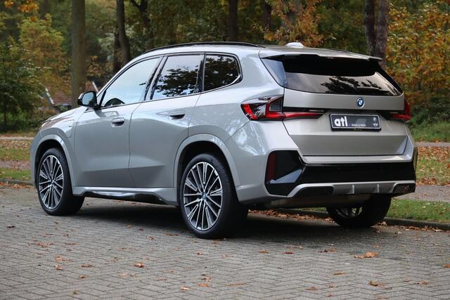 BMW X1 xDrive30e M-Sport | HUD | Pano | Harman Kardon | Adap cruise | Elektr. Trekhaak | DAB | Shadowline | Etc.