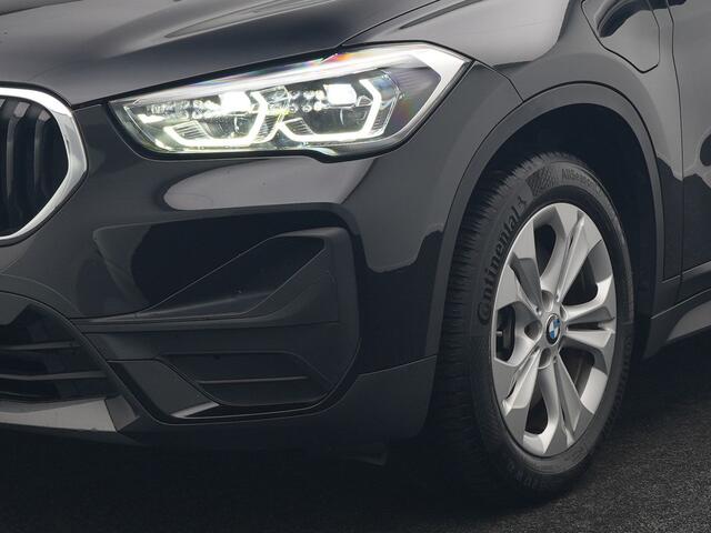 BMW X1 xDrive25e Executive Plug In Hybrid 222pk Dealer O.H PHEV | Trekhaak Afneembaar | Panodak | Adaptive Cruise | Stoelen Memory & Verwarmd | Harman & Kardon | Apple Carplay | LED Koplampen |