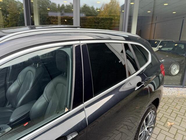 BMW X1 sDrive20i 192pk High Exe,Pano,LED,Sportleer,HUD,NaviPro,Stoelverw,Clima,Cruise,Camera