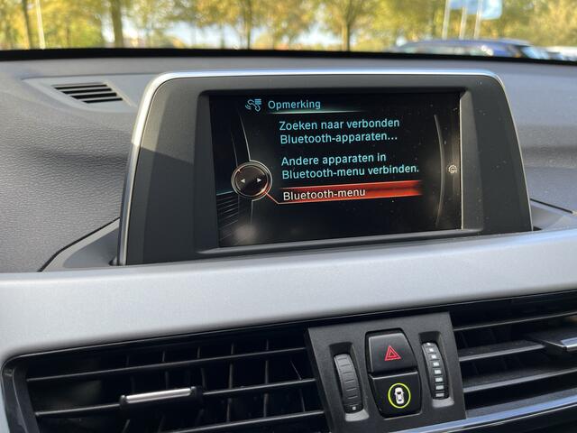 BMW X1 sDrive18i Centennial Executive | CAMERA | CLIMA | CRUISE | NAVI | PDC | STOELVERW. | TREKHAAK