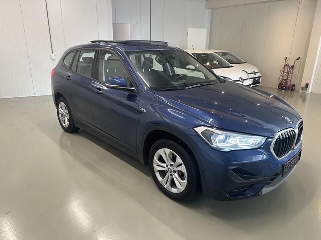 BMW X1 xDrive25e Executive Pano, Elek stoelverstelling, Trekhaak