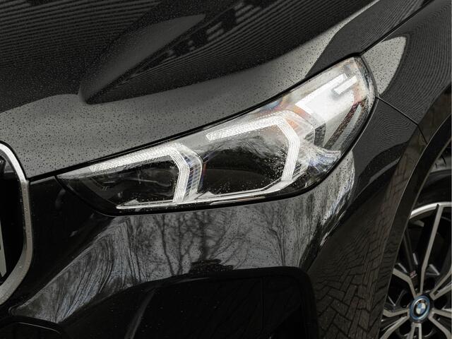 BMW X1 xDrive25e M-Sport - Pano - Trekhaak - Stoelverwarming - Camera