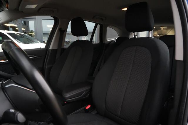 BMW X1 sDrive20i Executive 192pk Navigatie/Climate/Camera