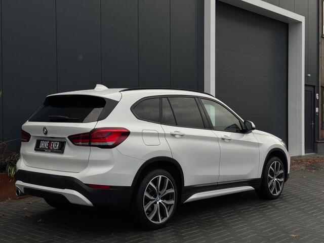 BMW X1 sDrive18i High Exec M22 PANO NAVI CAMERA PDC LEDER LED