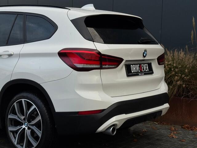 BMW X1 sDrive18i High Exec M22 PANO NAVI CAMERA PDC LEDER LED