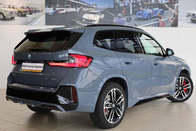 BMW X1 xDrive25e M Sportpakket Pro | Panoramadak | Harman Kardon | Trekhaak