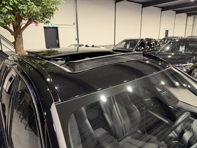 BMW X1 xDrive25e High Executive Sportline | Black edition | Panorama | Trekhaak | Camera HUD | Carplay