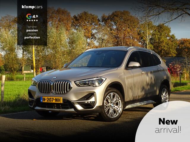 BMW X1 sDrive20i X-Line | Zwarte hemel | Pano | M-Sport stuur | Camera | Leer | Gr.NAV | Stoelverw.