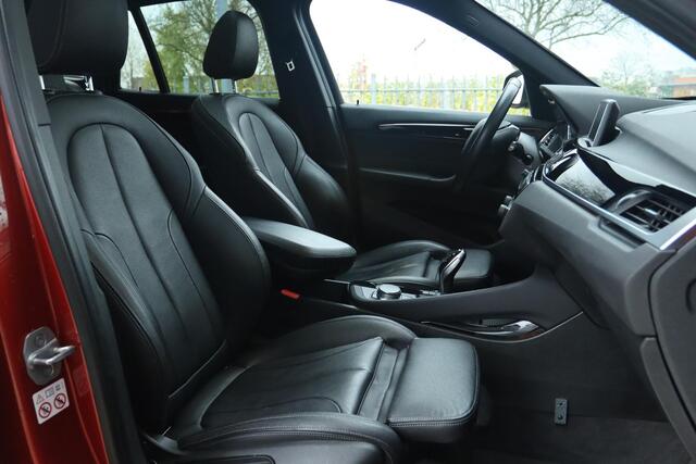 BMW X1 SDRIVE20I HIGH EXECUTIVE | PANO | LED | HUD | LEDER | CAMERA | NAVI | STOELVERW.
