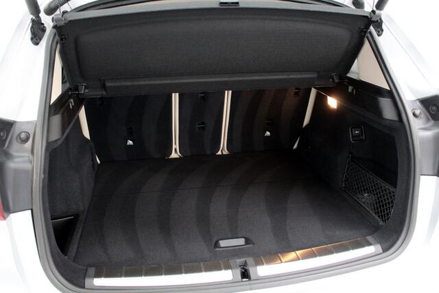 BMW X1 sDrive18i Executive 136PK, LED | LEER | NAVIGATIE | PARK.SENSOREN | CRUISE CONTROLE