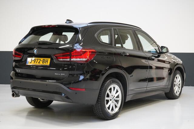 BMW X1 sDrive18i Executive Edition | Head-Up | Navigatie | Climate control | Cruise control