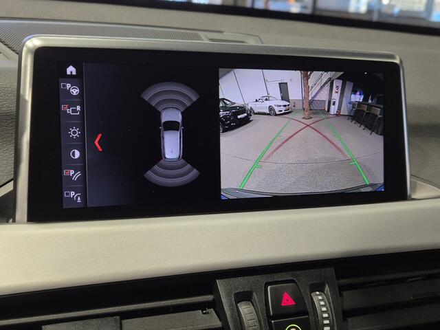 BMW X1 xDrive25e Executive Sportline | Panorama | Camera | "19 | Carplay | Stoelverwarming