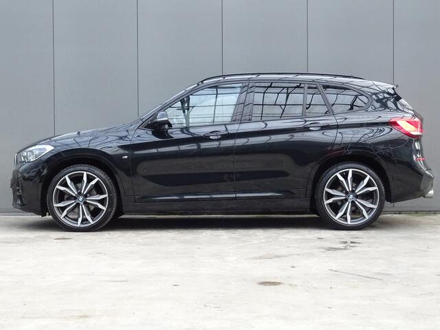 BMW X1 sDrive18i High Executive * M-PAKKET * 20 INCH * HEAD-UP * DEALER ONDERH. !!