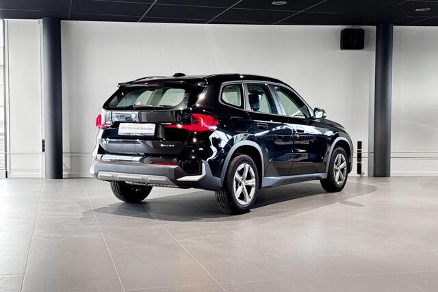 BMW X1 sDrive18i | Stoelverwarming | Achteruitrijcamera | Trekhaak |
