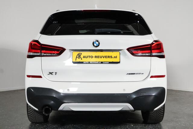 BMW X1 xDrive25e M-Sport / Pano / HUD / Pilot assist / Harmankardon