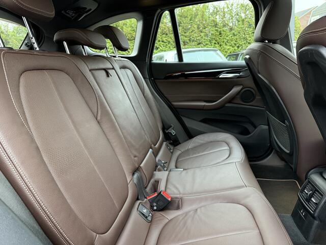 BMW X1 sDrive20i VDL Nedcar Edition Vol opties | Orig. NL auto