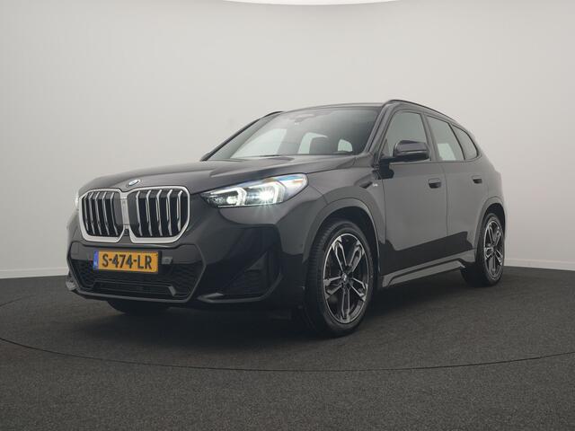 BMW X1 sDrive18i M-Sport - RIJKLAARPRIJS - Automaat - Rondomzichtcamera - Head-Up Display - Elektrisch Glazen dak - Apple Carplay - Android Auto - Harman Kardon Audio
