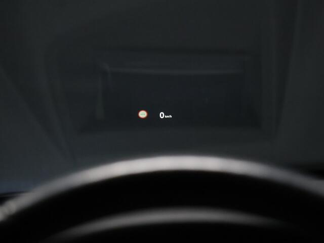 BMW X1 sDrive18i Sport [HEAD-UP DISPALY, GROOT NAVIGATIE, VOL LEDER, PDC ACHTER, STOELVERWARMING, AUTOMATISCHE AIRCO, ELEKTRISCHE ACHTERKLEP, BMW LED, CRUISE CONTROL, BLUETOOTH TELEFOON, NIEUWSTAAT]