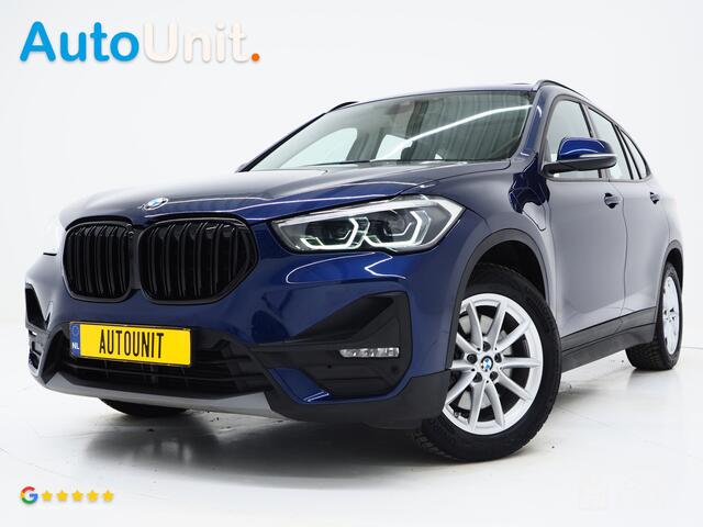 BMW X1 xDrive25e High Executive Shadow | Panoramadak | Head Up | Leder | Camera | Stoelverwarming | LED