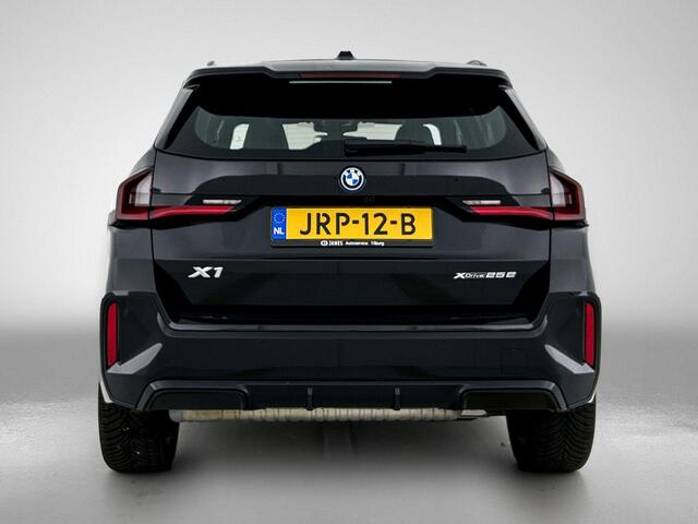 BMW X1 xDrive25e 245PK! PLUG-In M Sport BLACK-LINE