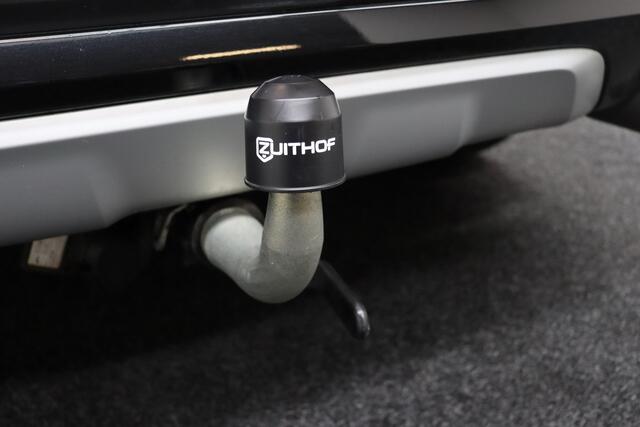 BMW X1 sDrive20i High Executive Edition | Elek. Glazen Panoramadak | Cruise-control | Afneembare Trekhaak | Elek. Achterklep | Clima | Navigatie | Parkeerhulp | Leder | Stoelverwarming