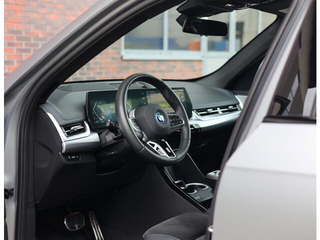 BMW X1 30e xDrive | M Sport Pro - Pano - H&K