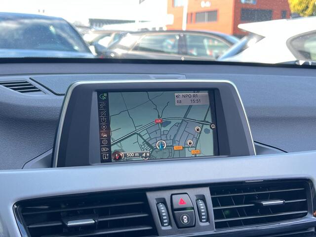 BMW X1 sDrive18i Centennial High Executive NL AUTO | CAMERA | STOELVERW | NAVI | TREKHAAK |