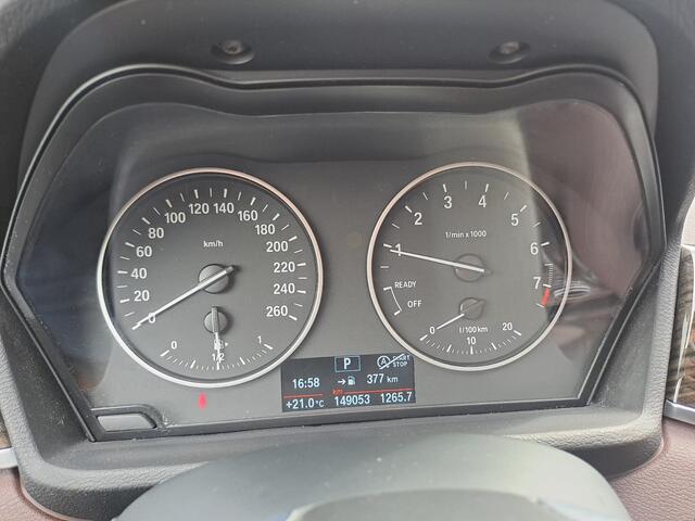 BMW X1 sDrive18i High Executive | Automaat | Leder | Pano | Trekhaak | Cruise | PDC | All-seasons |