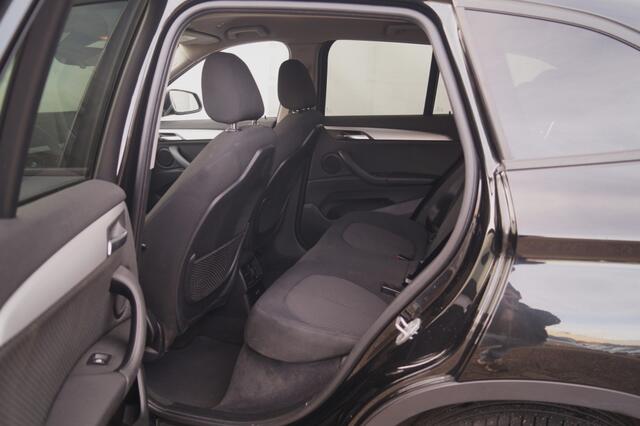 BMW X1 xDrive25e Executive -NAVI-ECC-HUD-CAM-PDC-