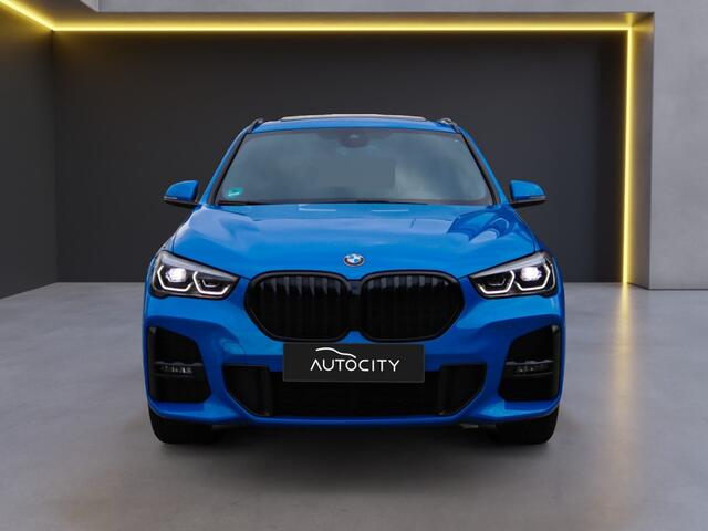 BMW X1 sDrive 20i M Sport Pano l Memory l Trekhaak l VOL OPTIES