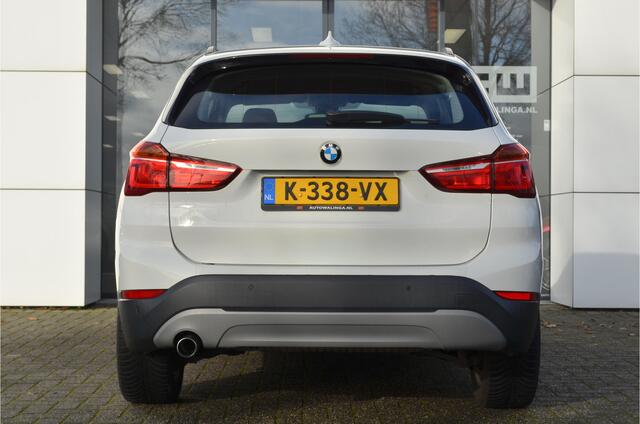 BMW X1 sDrive18i Sportstoelen Led Verlichting Stoelverw. Carplay!