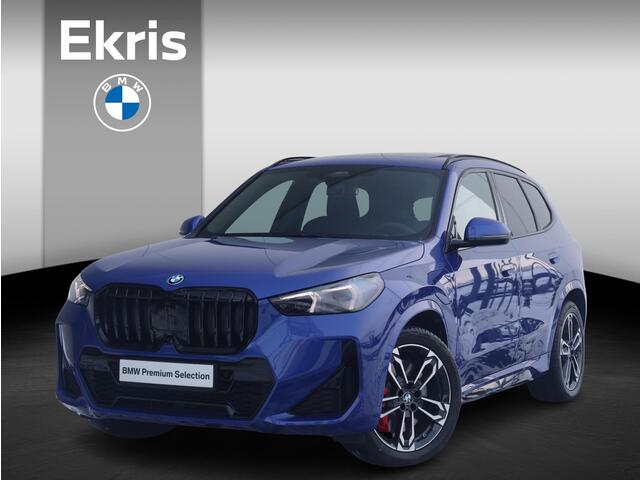 BMW X1 xDrive25e M Sportpakket Pro/ Stuurwielrand verwarmd/ Comfort Access/ Trekhaak/ Panoramadak/ Stoelverwarming/ Driving Assistant Plus/ Head-Up