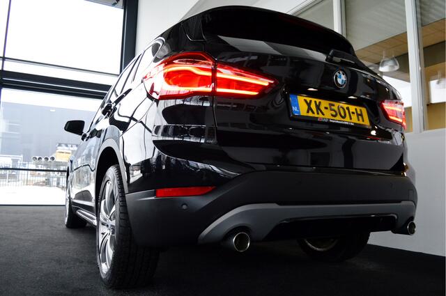 BMW X1 sDrive20i Sport-Line | NL Auto !