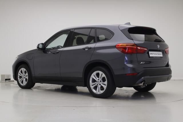 BMW X1 xDrive25e | Active Cruise Controle | 2 jaar BMW Garantie | Camera | Harman Kardon | Stoelverwarming | Head-Up |