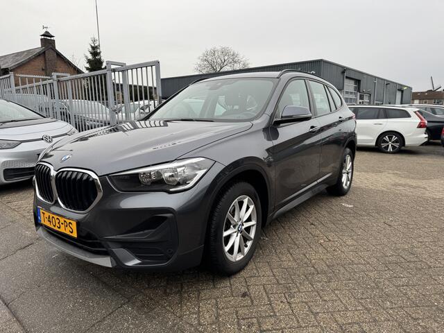 BMW X1 sDrive16d High Executive Edition AUTOMAAT/NAVI/CLIMA B