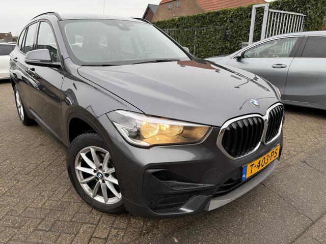 BMW X1 sDrive16d High Executive Edition AUTOMAAT/NAVI/CLIMA B