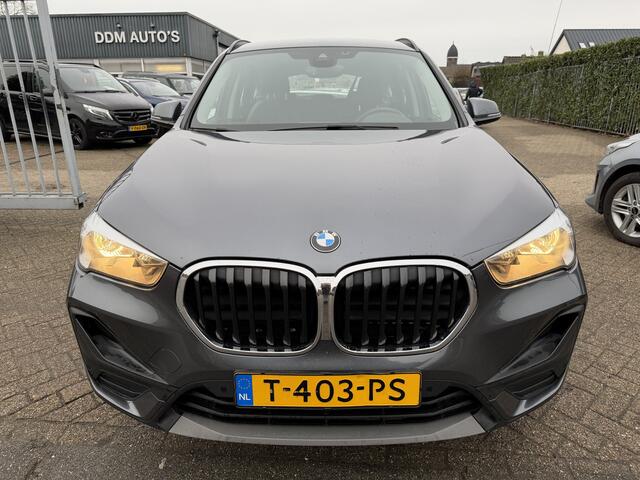BMW X1 sDrive16d High Executive Edition AUTOMAAT/NAVI/CLIMA B