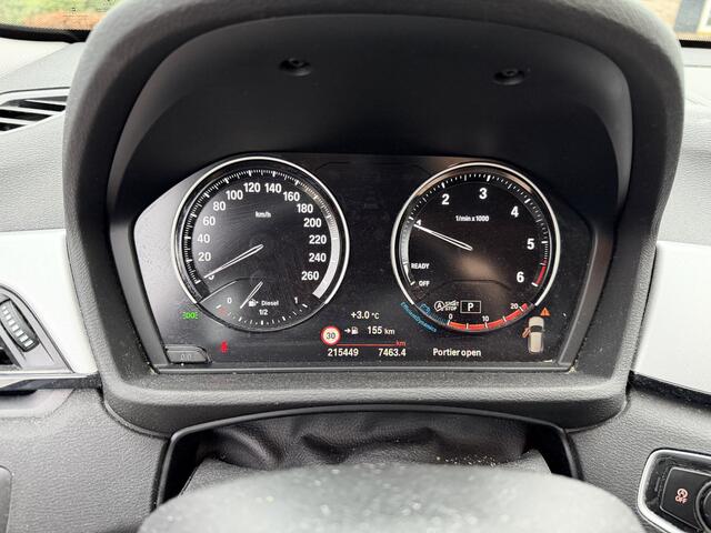 BMW X1 sDrive16d High Executive Edition AUTOMAAT/NAVI/CLIMA B