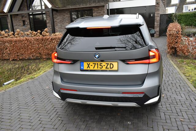 BMW X1 xDrive25e '24 245PK PANO, TREKH, ACC 29DKM!