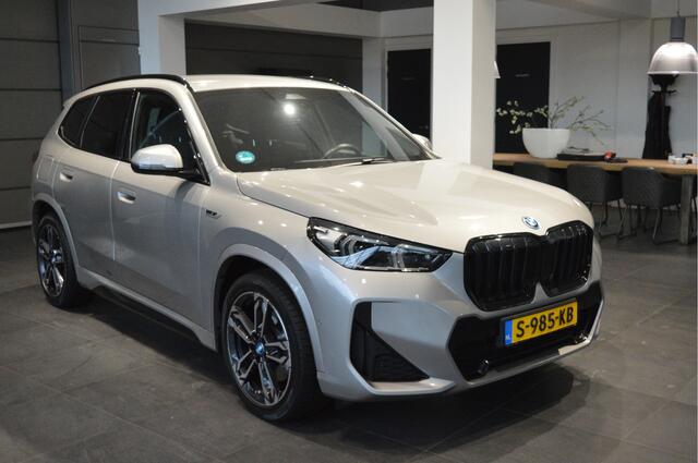 BMW X1 xDrive30e M-SPORT keyless navi cruise camera 19 inch !!