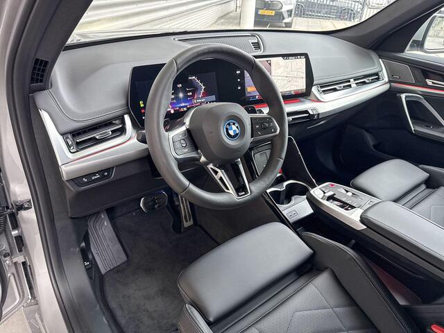 BMW X1 xDrive25e | M Sportpakket | Premium Pack | Travel Pack | Trekhaak | Huisselectie