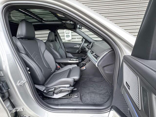 BMW X1 xDrive25e | M Sportpakket | Premium Pack | Travel Pack | Trekhaak | Huisselectie