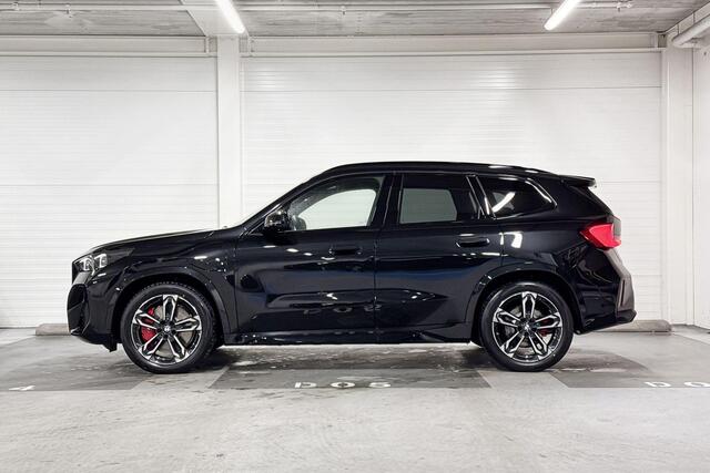 BMW X1 xDrive25e | M-Sport Pro | Travel Pack | Premium Pack | Driving Assistant | Harman/Kardon | Panoramadak | Comfort Access | Trekhaak