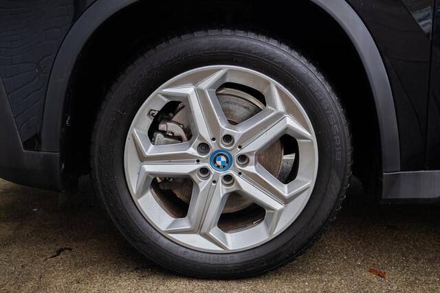 BMW X1 xDrive25e Panoramadak