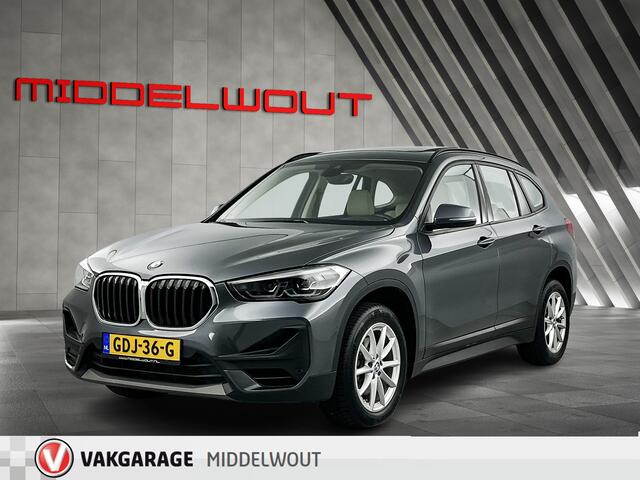 BMW X1 sDrive18i High Exe/Leder/Pano-dak/LED/Stuurv+Stoelv/Climate /Navi