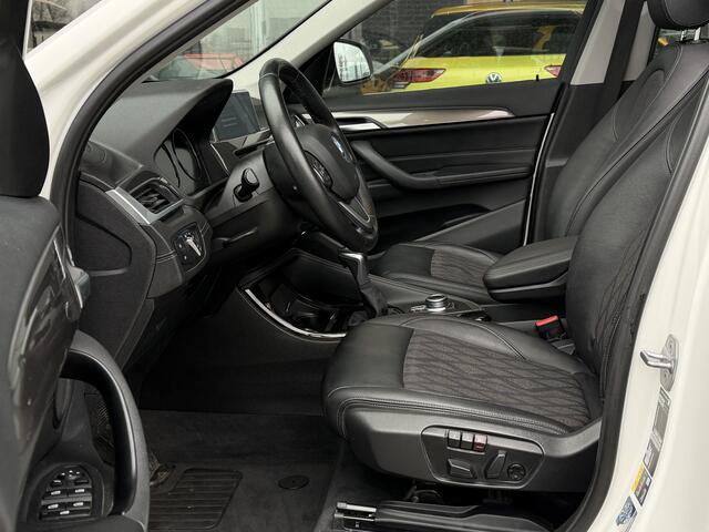 BMW X1 xDrive25e X-line | PANO | Camera | LED | Excecutive | Bestuurderassist-sys | ACC Snelh-/afstandsreg | Interesse in een bezichtiging of proefrit, bel of app met 06-24282842