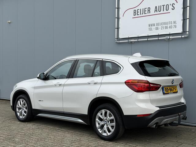 BMW X1 sDrive20i High Executive Automaat/Trekhaak/Leer/Navi.