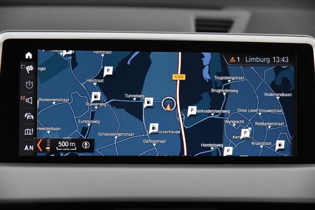 BMW X1 sDrive16d Sportline *1ste Eigenaar*Navigatie*Trekhaak*Camera*