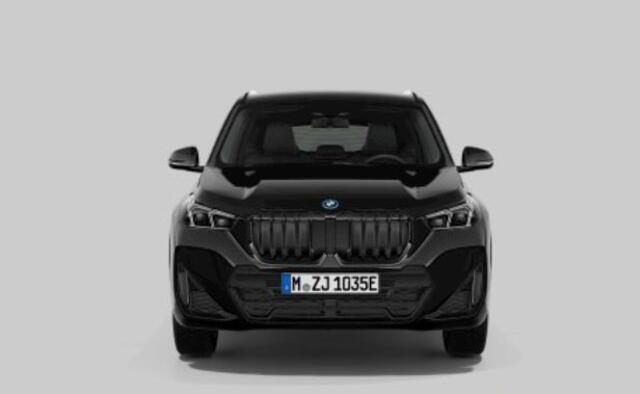 BMW X1 xDrive25e M Sport - Driving Assistant Plus - Comfort Access - Elektrisch verwarmde voorstoelen - PREMIUM PACK - Sportstoelen -