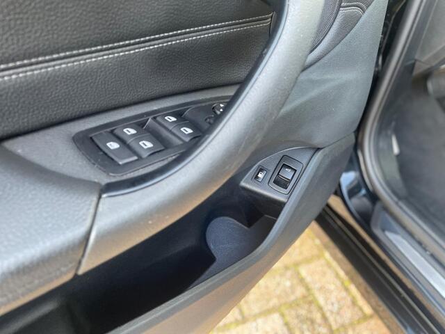 BMW X1 xDrive25e eDrive Edition M Pakket| 4x4|Plug in hybride|Leer|dealeronderhouden